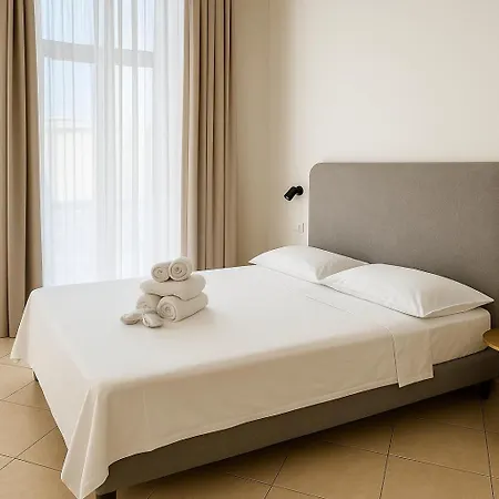 Garibaldi 118 Luxury *